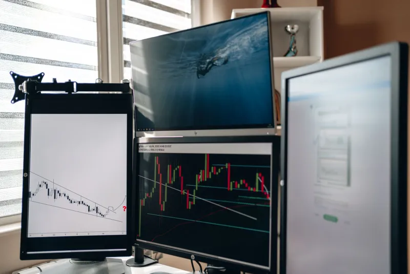 Exodus From the Mega-Fund: The Structural Forces Pulling Elite Quant Talent Toward Boutiques and Independent Operations